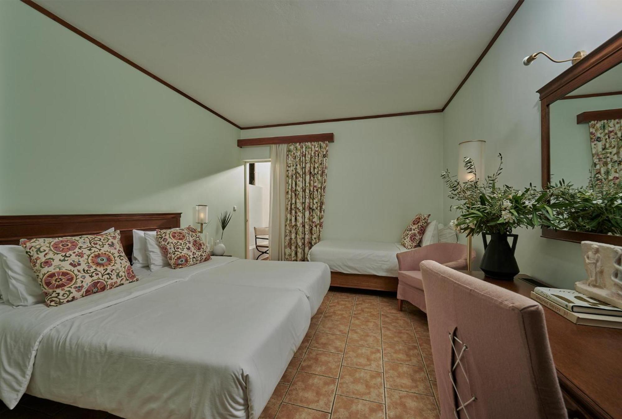 Alkyon Resort Hotel & Spa Vrachati Room photo